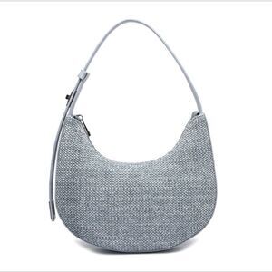 LIKE DREAMS
Luna Spring Straw Shoulder Bag - soft blue